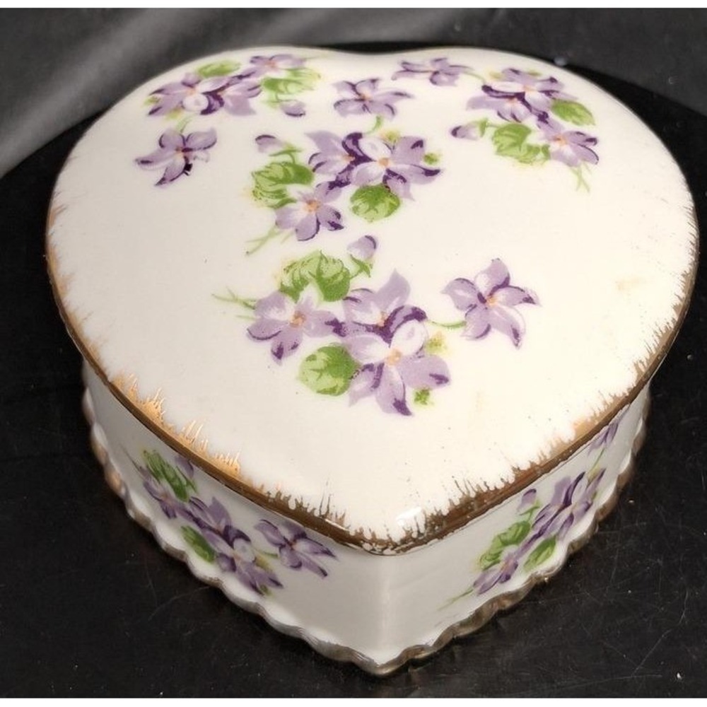 Enesco Heart Trinket Box Purple Violets Floral Porcelain Gold Rim Lidded Dish